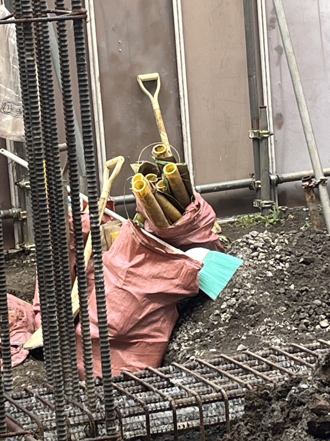 東京都墨田区の新築マンションにてコンクリート除去作業を行いました