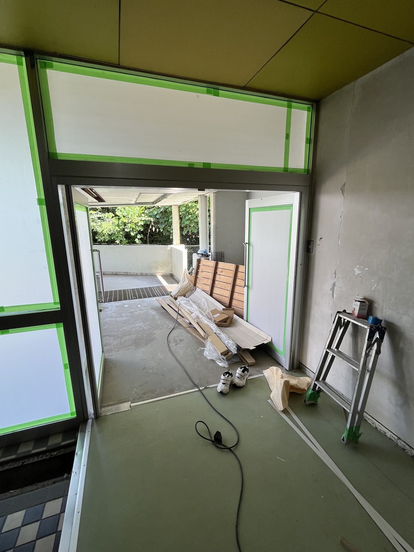 千葉県野田市内の中学校にて養生を行いました