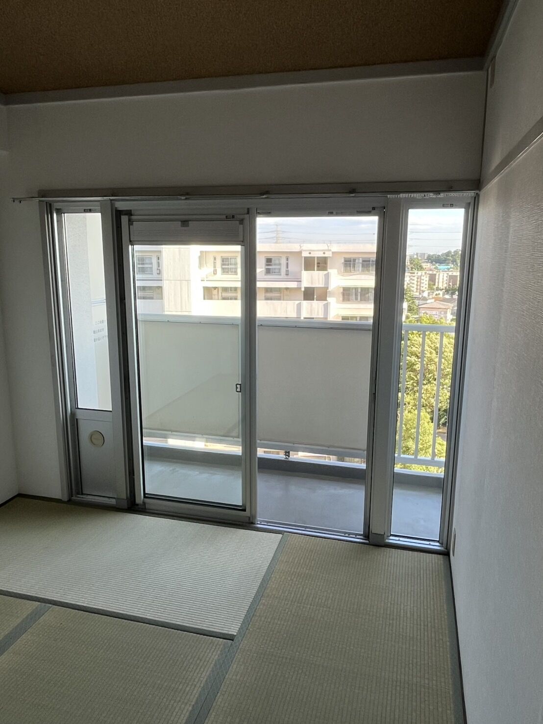 千葉県船橋市内公営団地のクリーニングを行いました