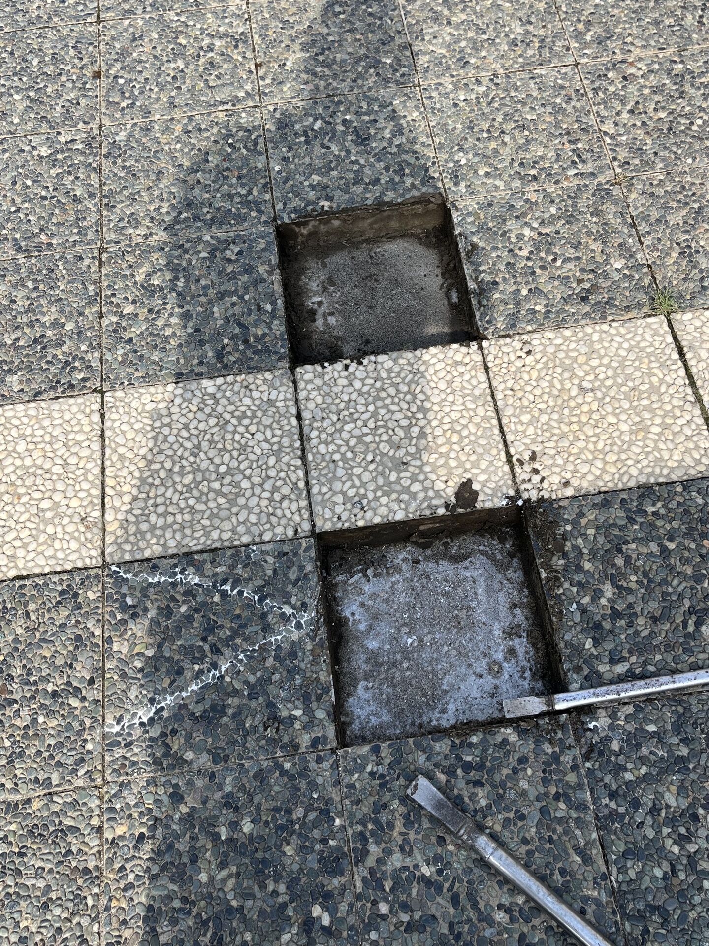 千葉県野田市内の中学校で雑工事