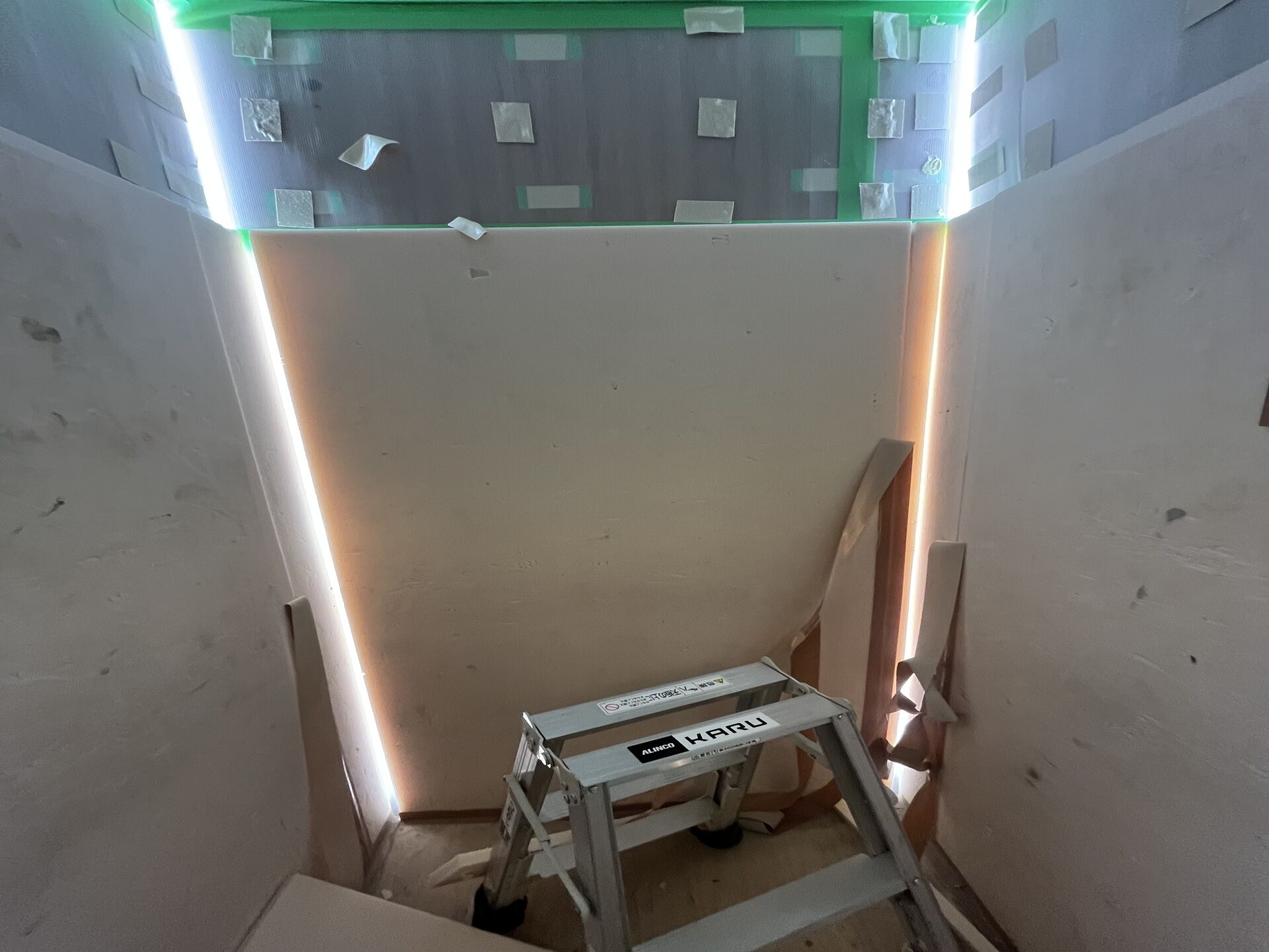 東京都豊島区のマンションにて養生撤去作業とクリーニングを行いました