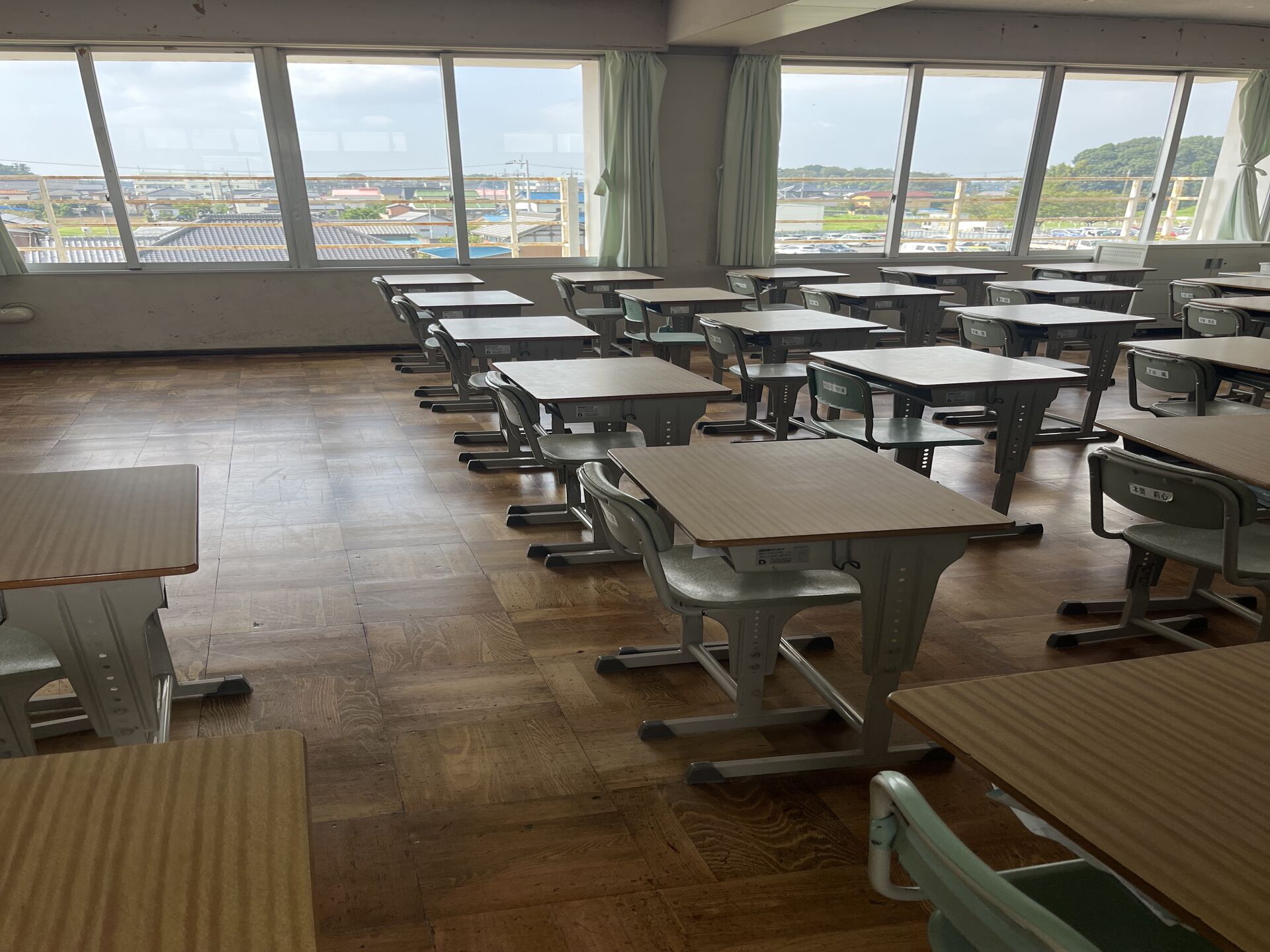 千葉県野田市内の中学校にてクリーニングを行いました