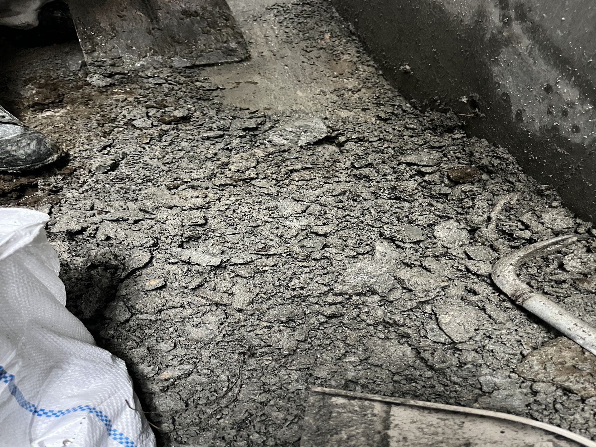 東京都台東区の現場にて清掃や雑工